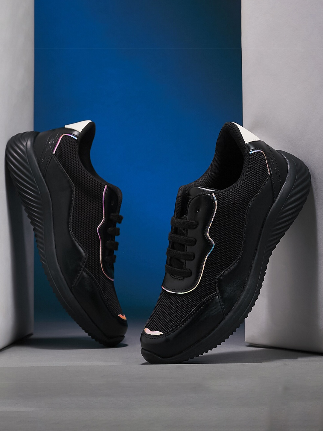 

Duke Women Black Mesh Running Shoes