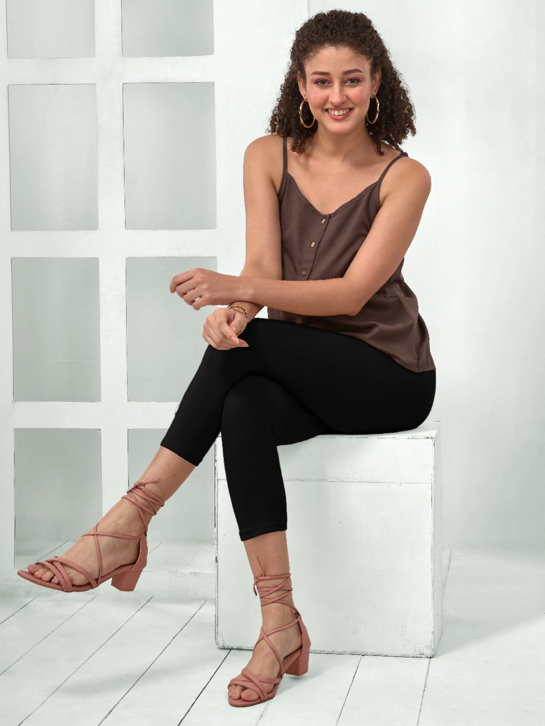 

LYRA Women Black Solid Cotton Regular Fit Capris