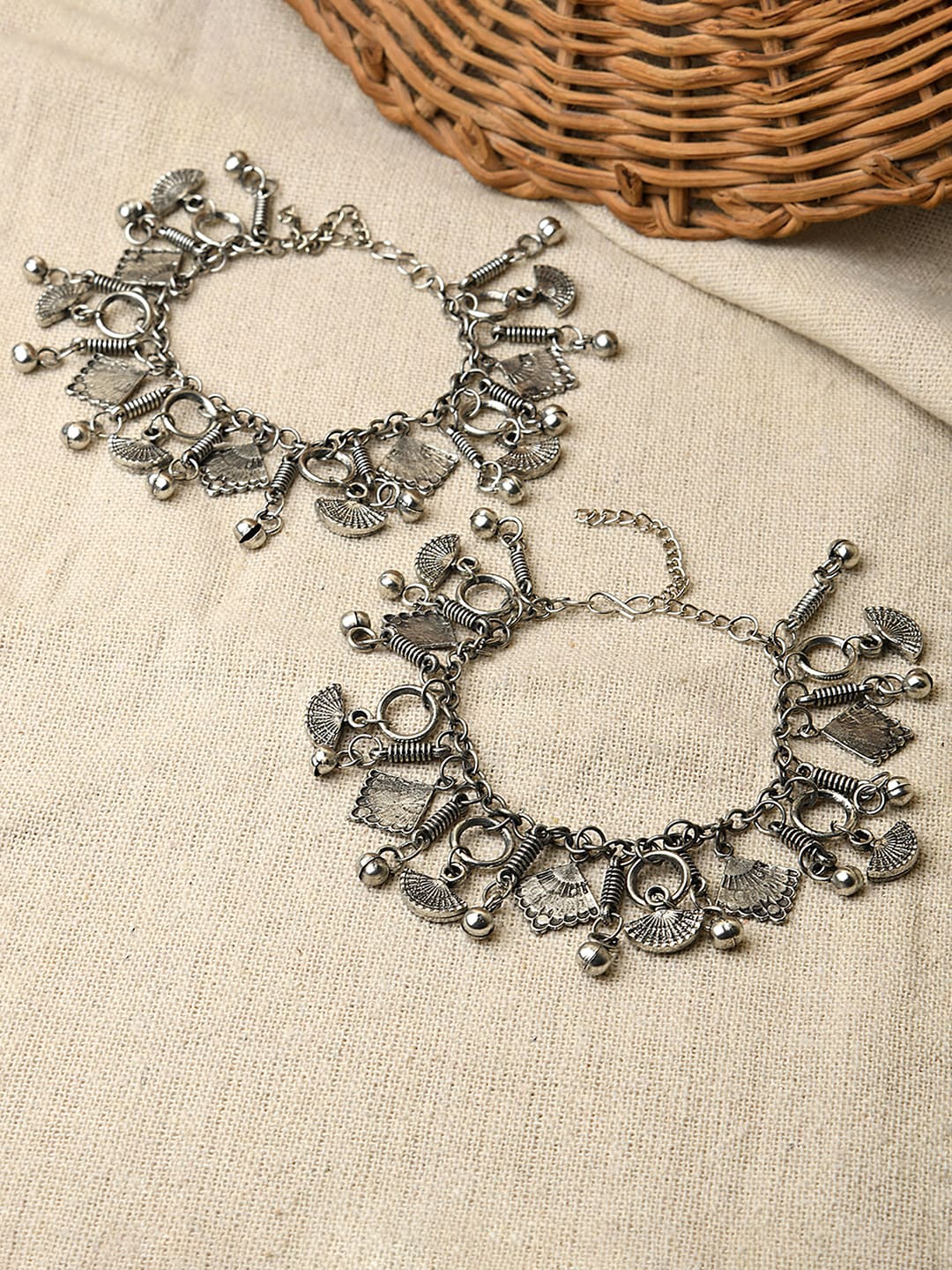 

ToniQ Women Oxidised Silver Plated Beaded Anklets