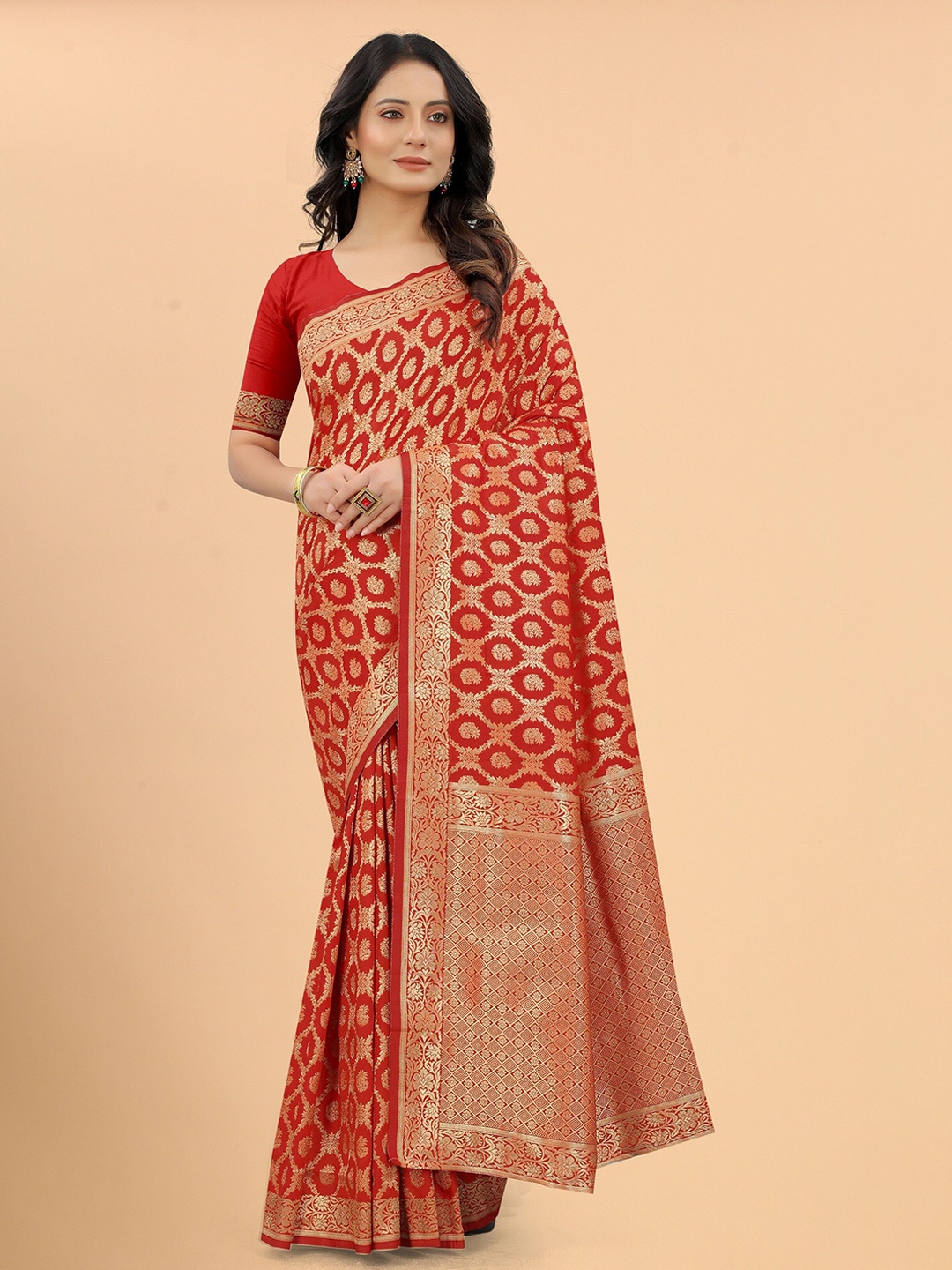 

VSaree Red & Gold-Toned Ethnic Motifs Zari Saree