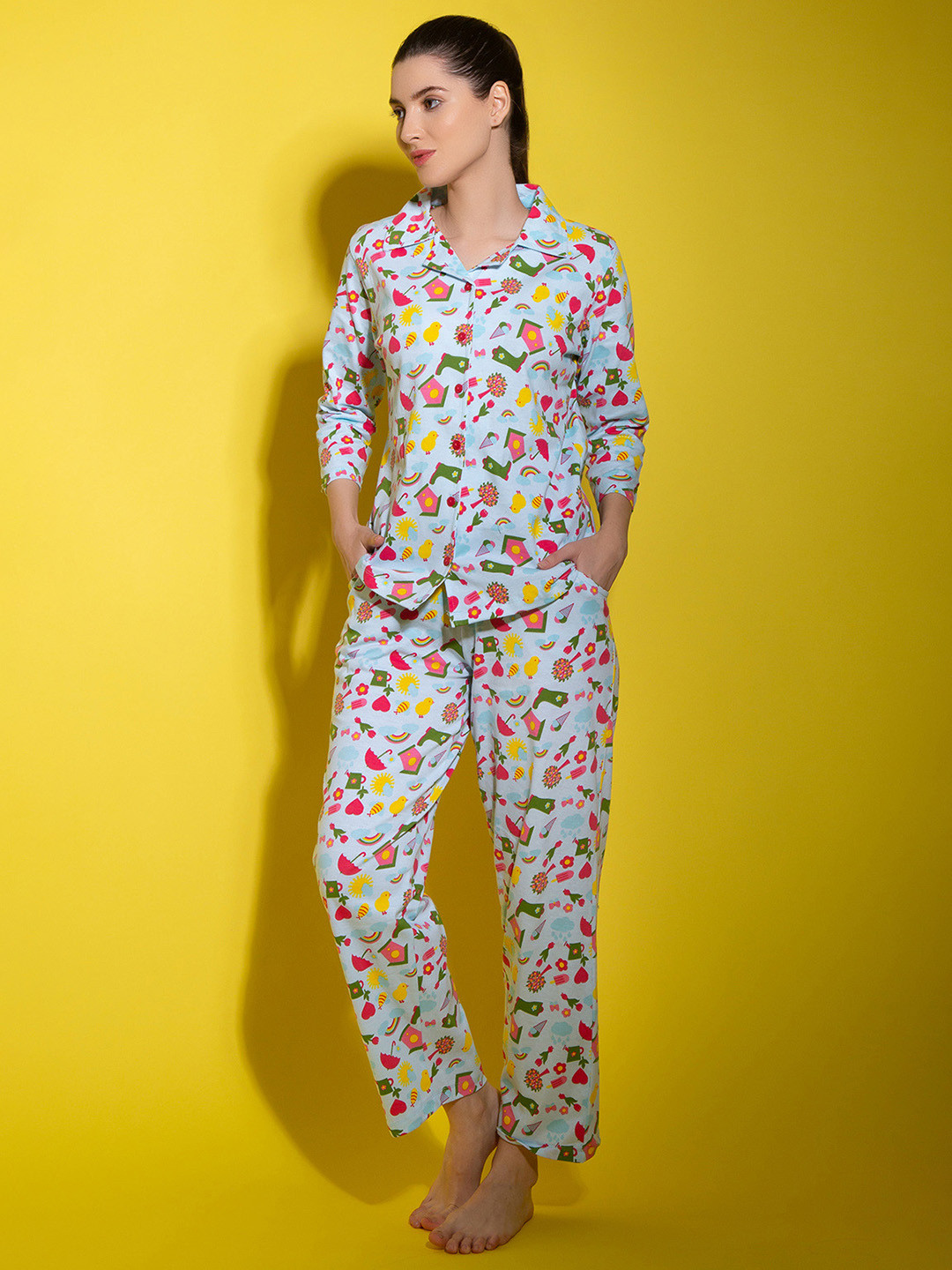 

Clovia Women Blue & Green Printed Night suit