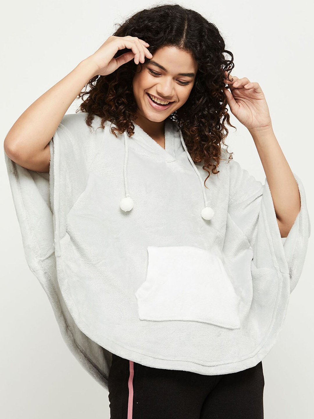 

max Women Grey Self Design Hooded Sweatshirt