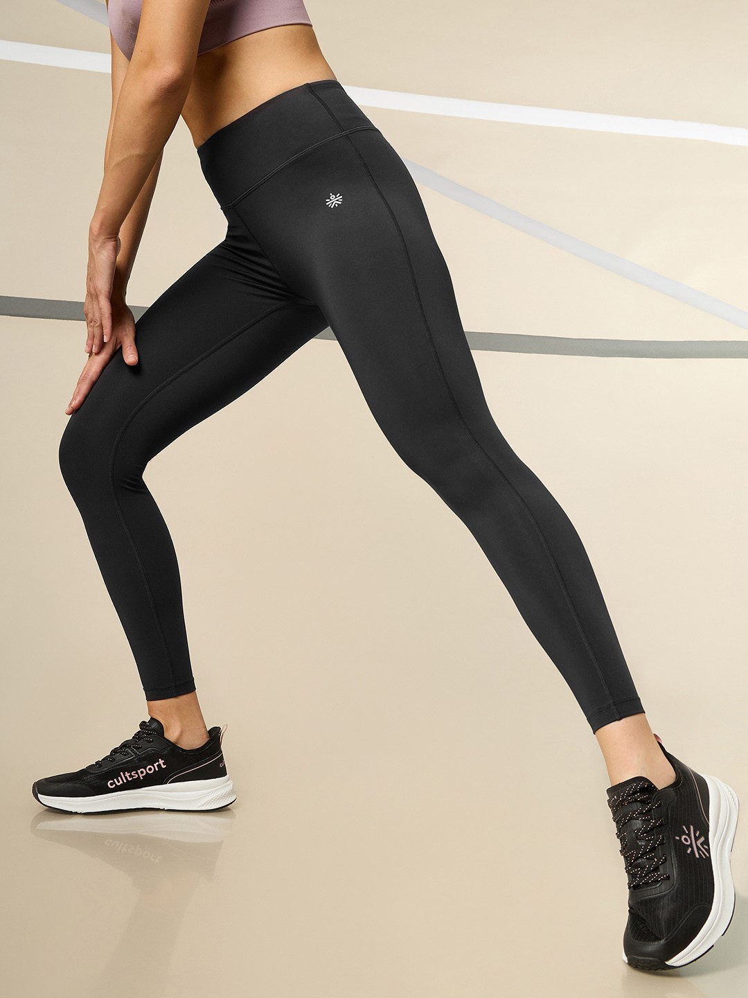 

CULT Solid All Day Performance Tights, Black