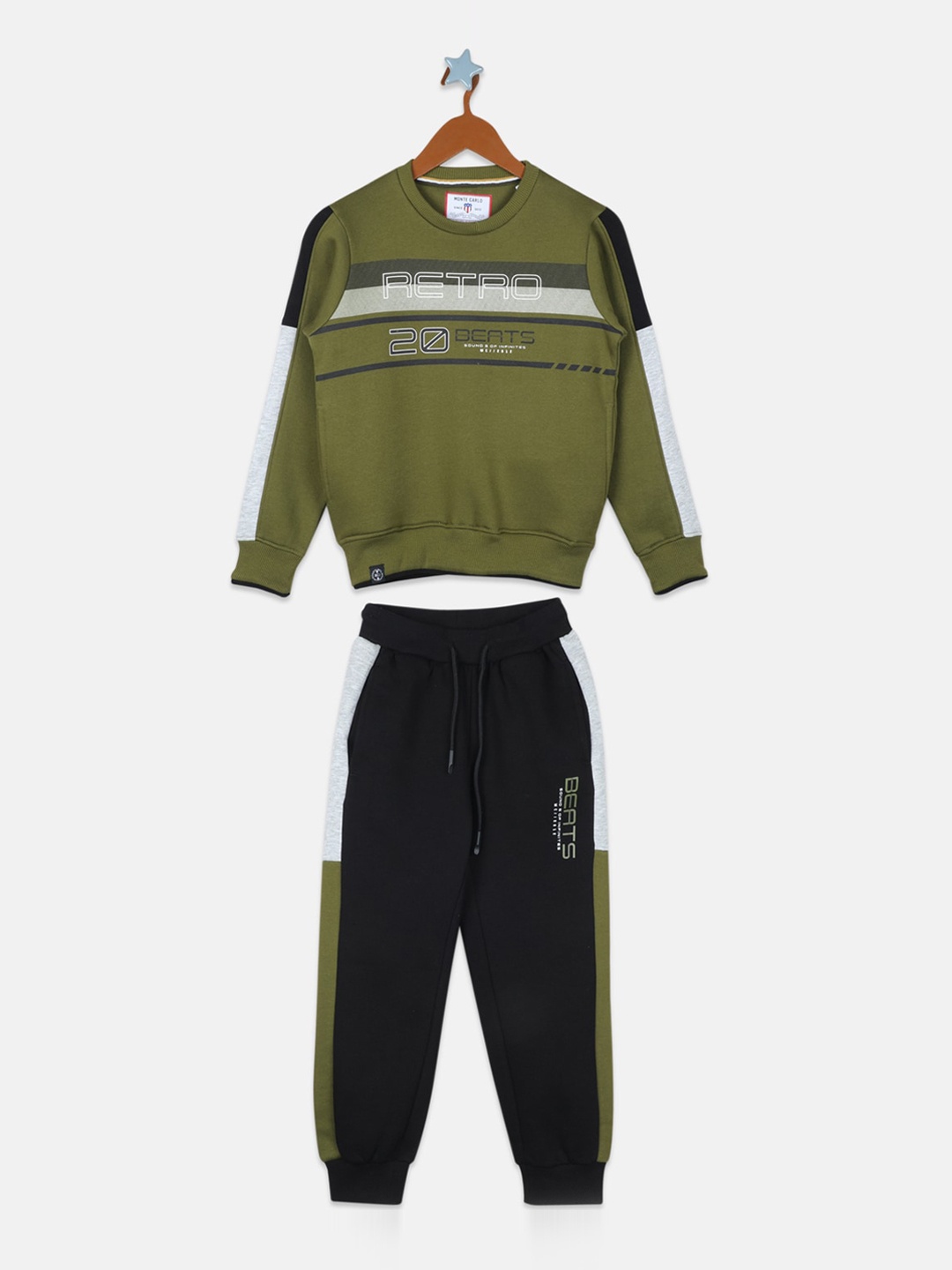 

Monte Carlo Boys Green & Black Colorblocked Tracksuits