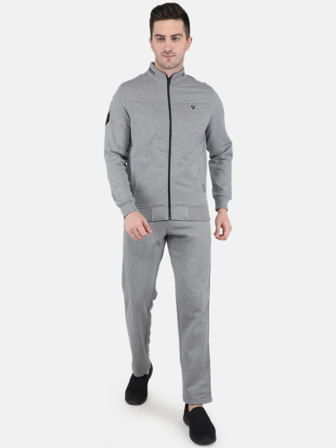

Monte Carlo Men Grey Solid Tracksuit