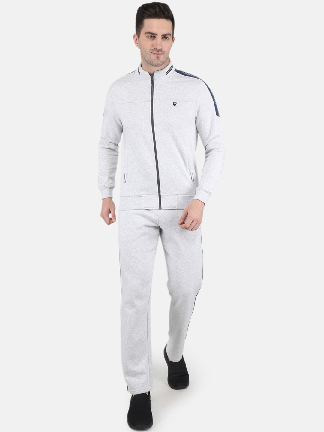 

Monte Carlo Men Grey Solid Tracksuits