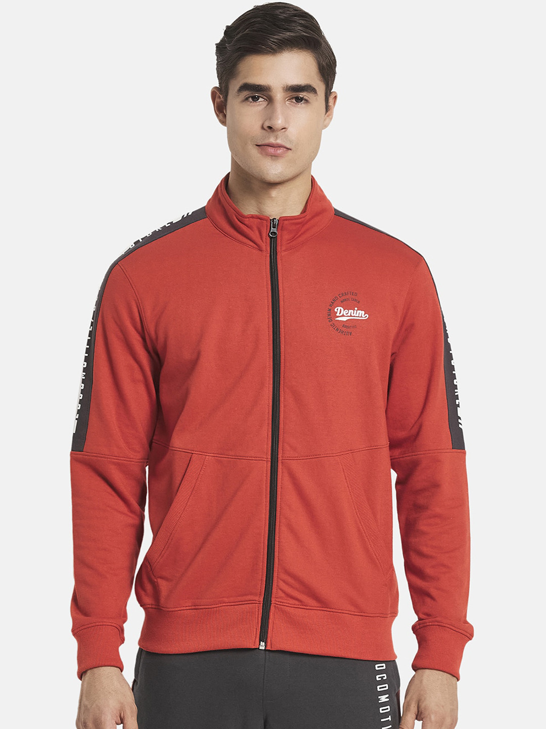 

Monte Carlo Men Black & Red Solid Tracksuits