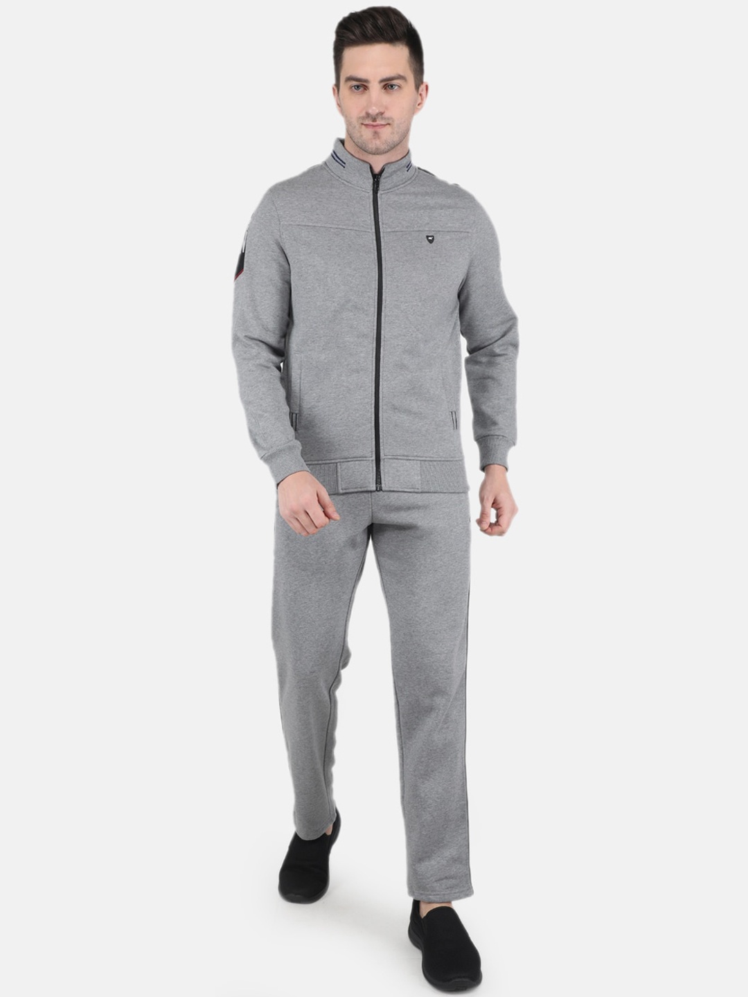 

Monte Carlo Men Grey Solid Tracksuits