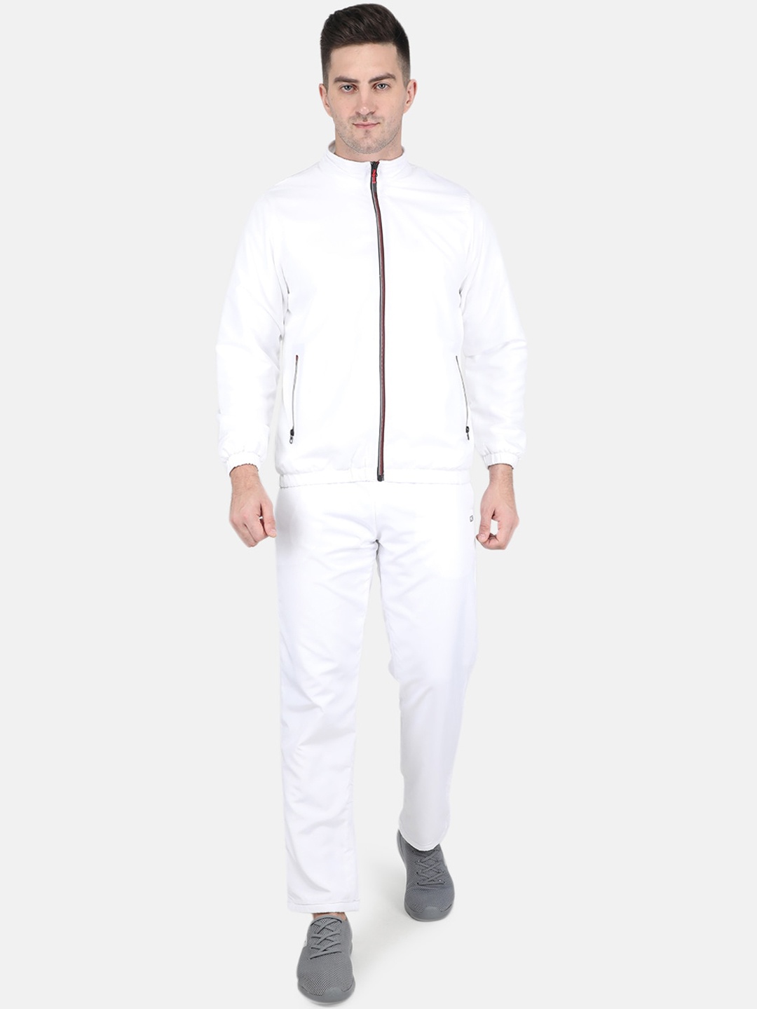 

Monte Carlo Men White Solid Tracksuits
