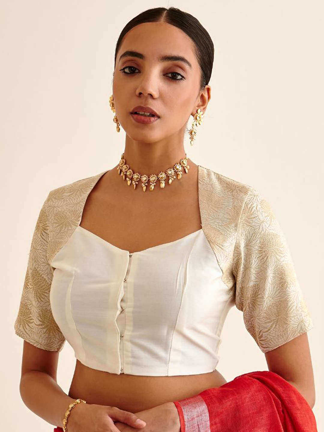 

Abhishti White Printed Saree Blouse