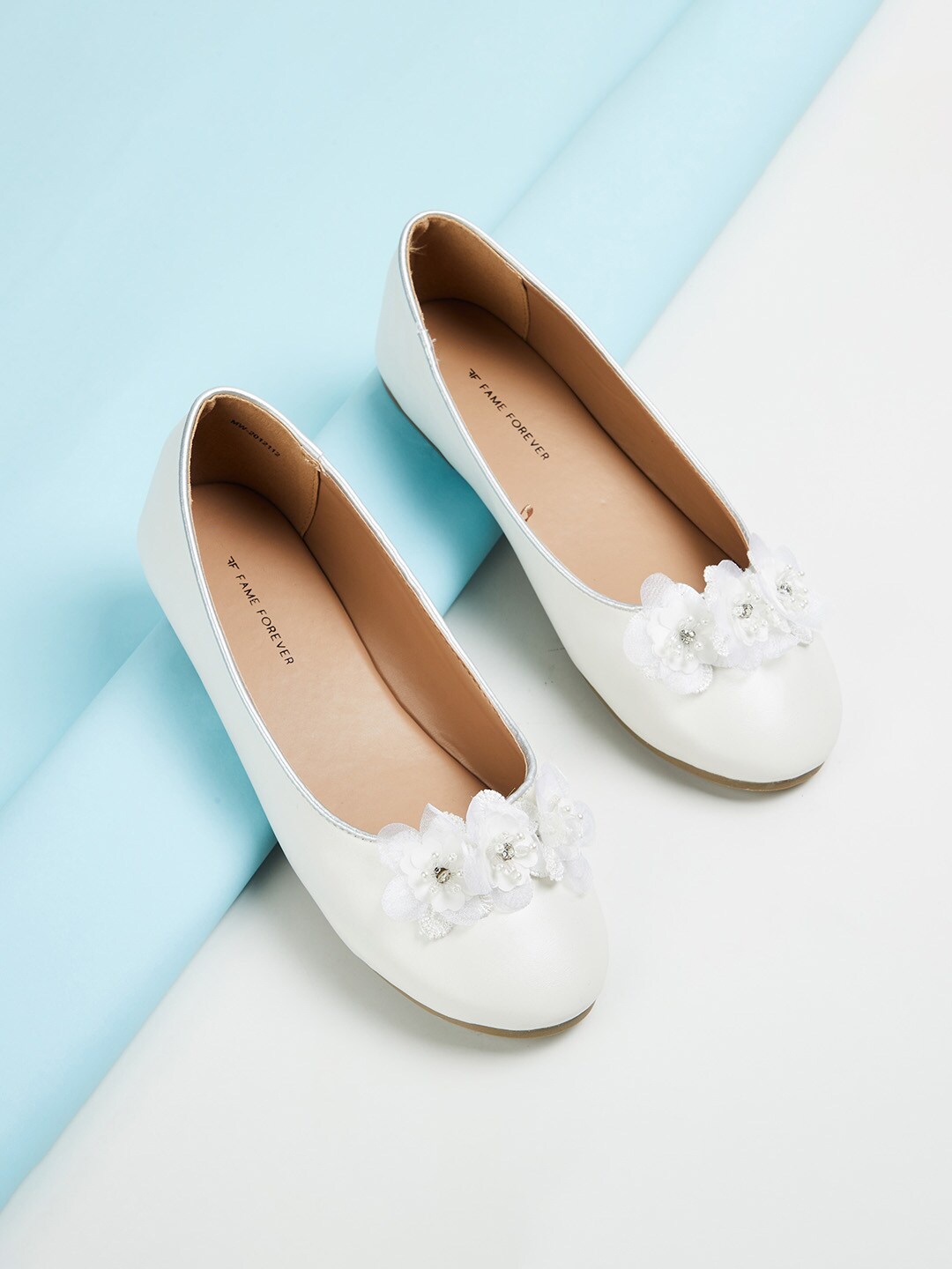 

Fame Forever by Lifestyle Girls White PU Flatforms Casual Shoes