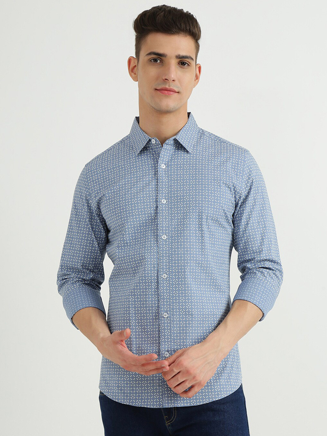 

United Colors of Benetton Men Blue Slim Fit Printed Cotton Casual Shirt