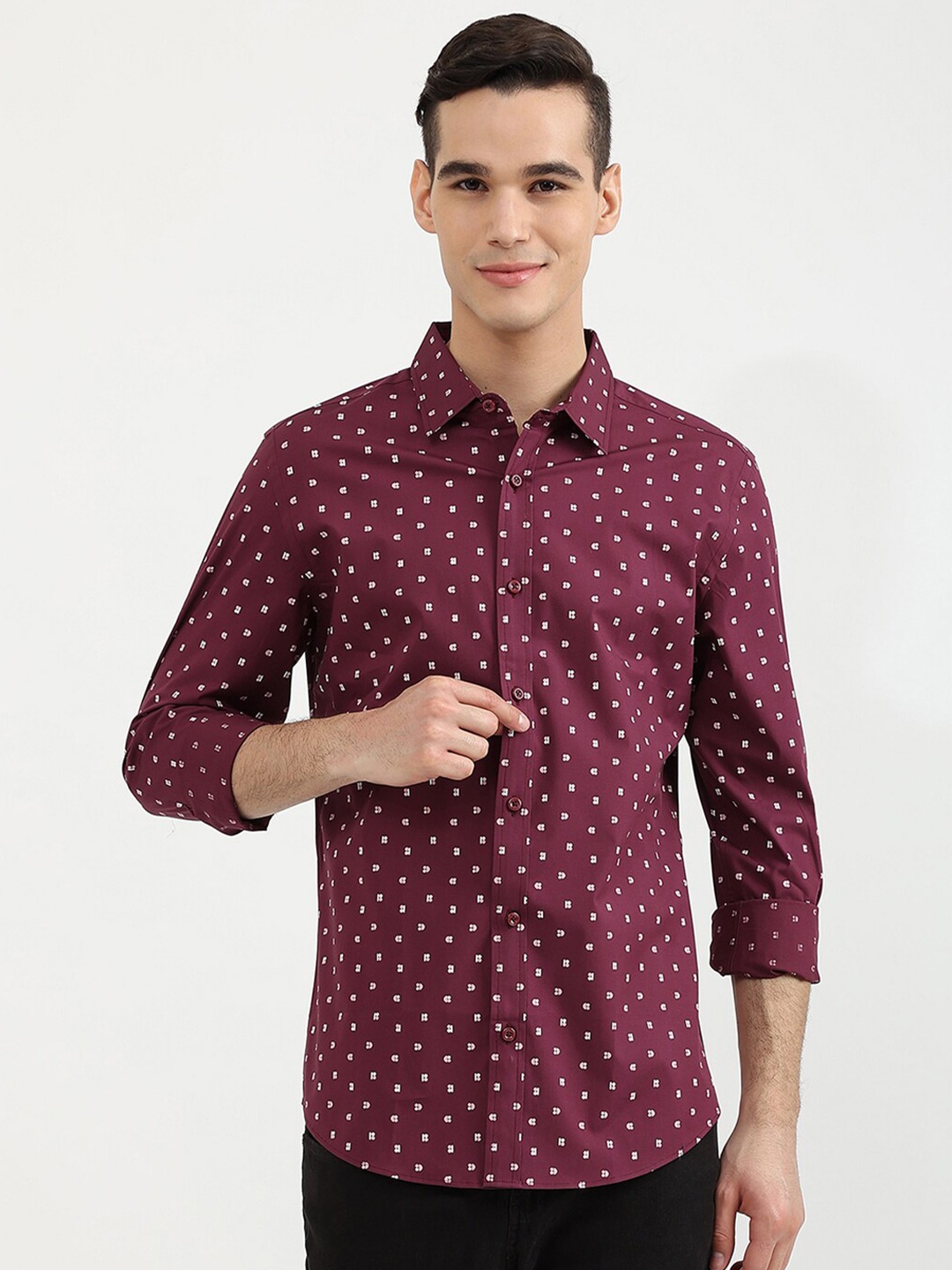 

United Colors of Benetton Men Maroon Slim Fit Printed Cotton Casual Shirt
