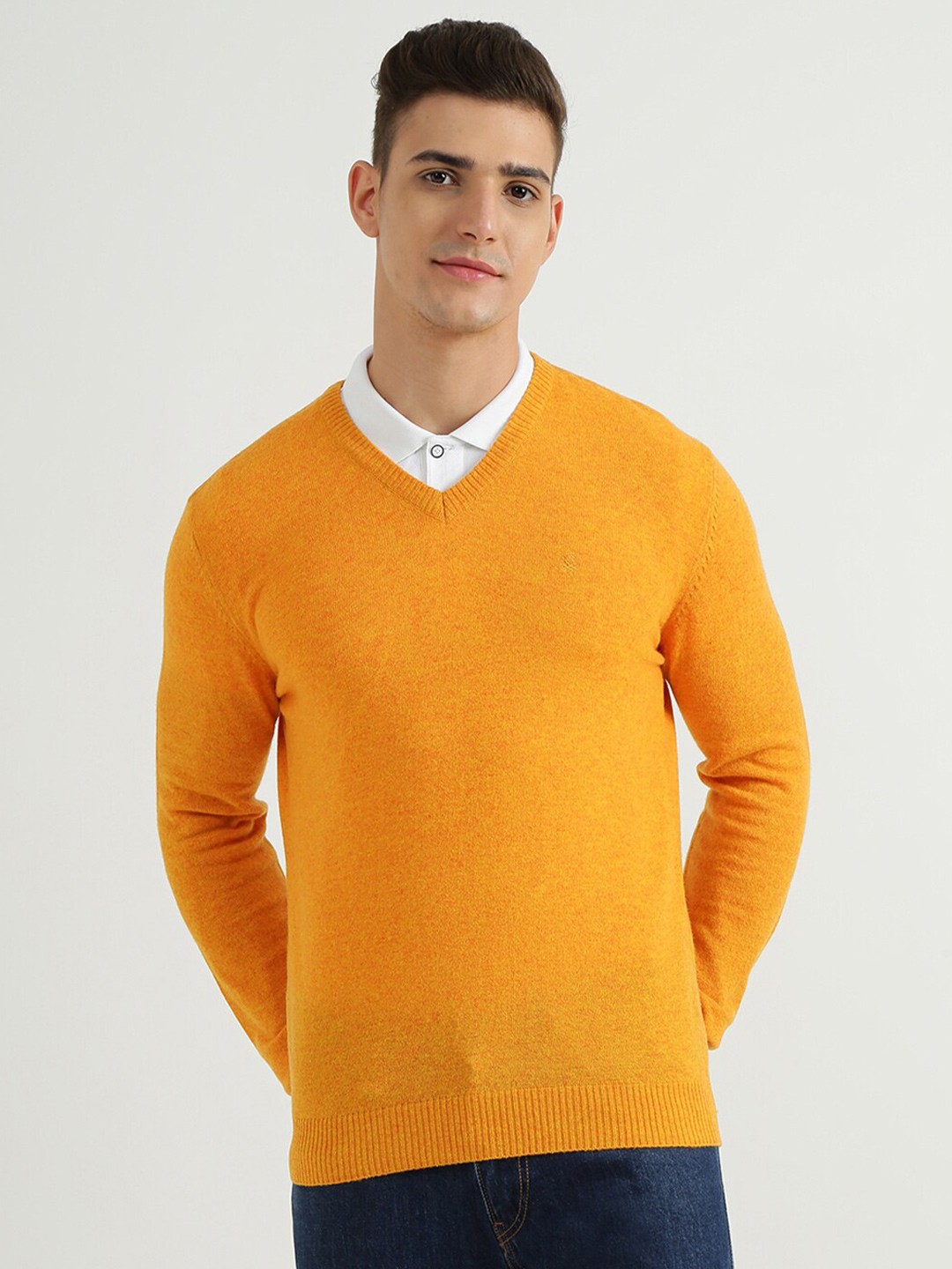 

United Colors of Benetton Men Yellow V-Neck Solid Pullover