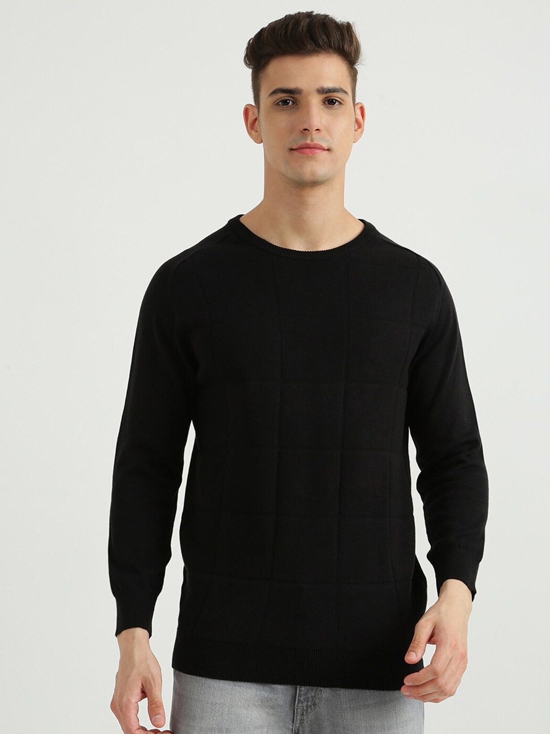 

United Colors of Benetton Men Black Solid Cotton Sweatshirt
