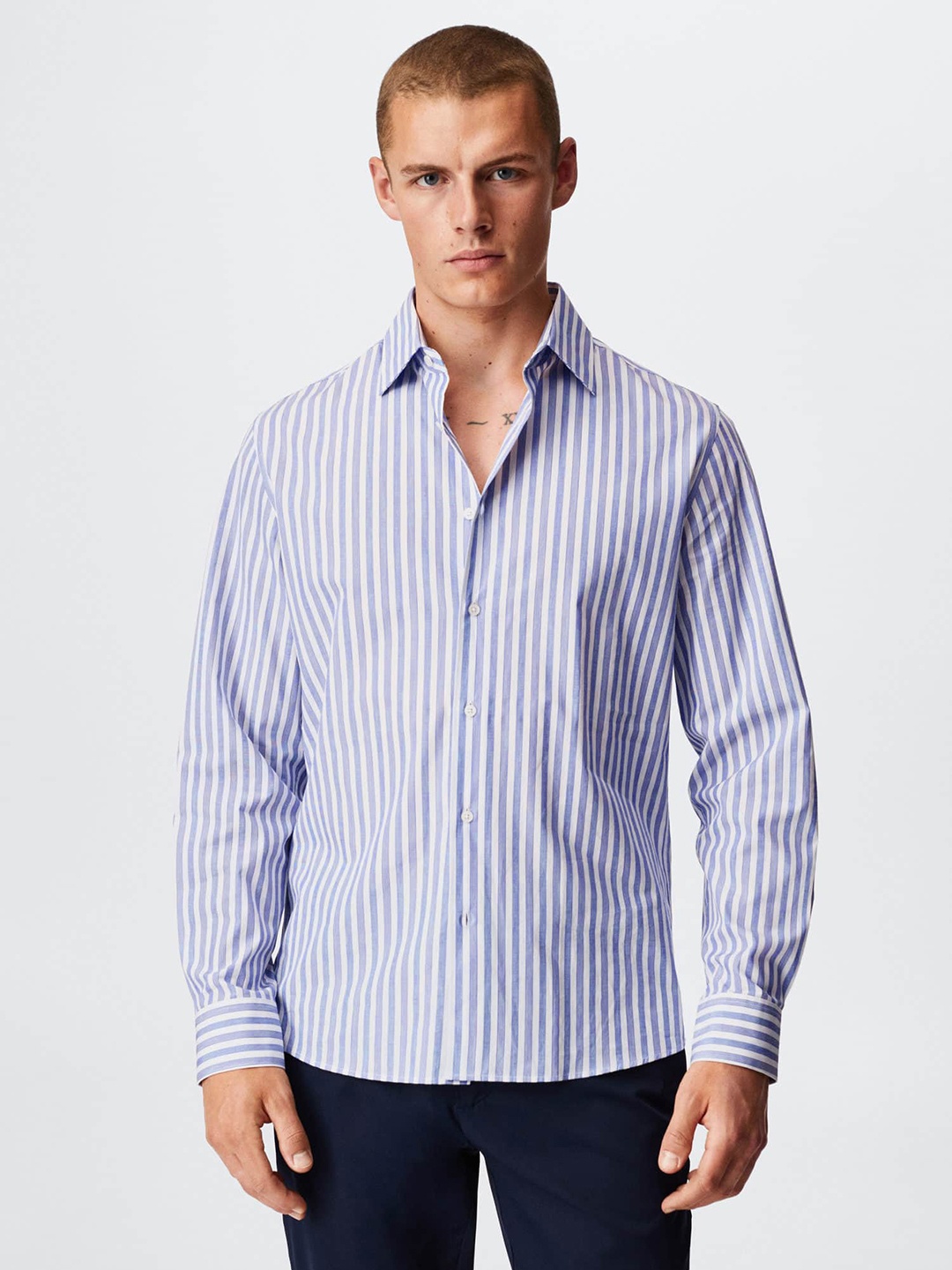 

MANGO MAN Blue & White Pure Cotton Slim Fit Striped Sustainable Casual Shirt