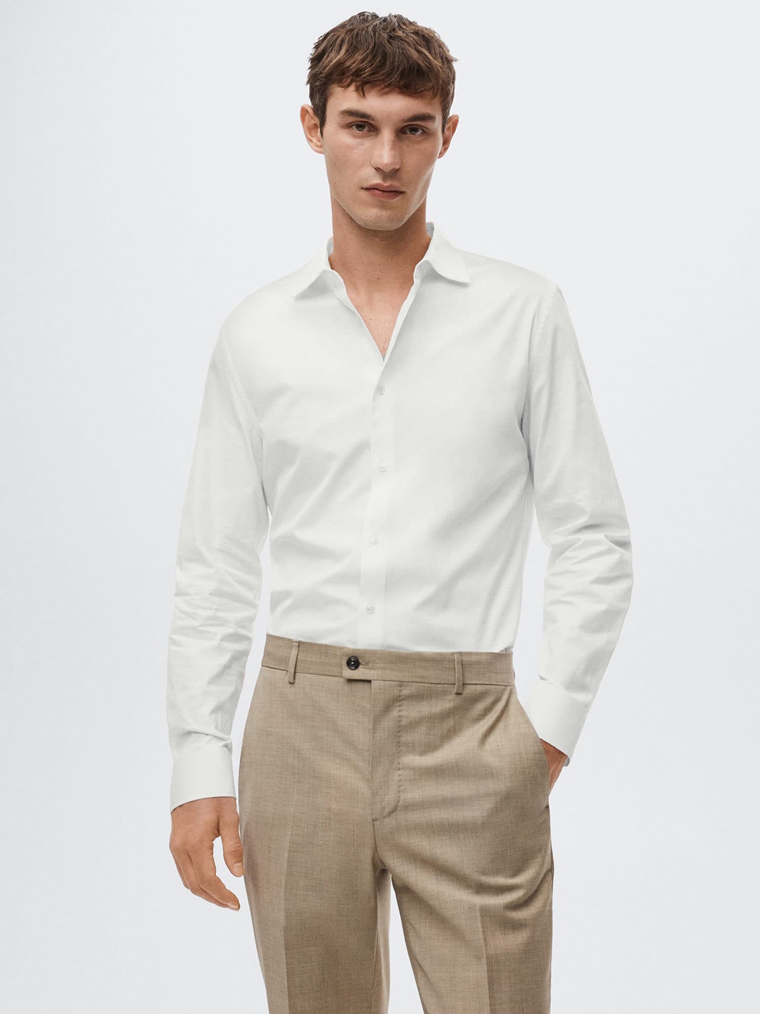 

MANGO MAN White Solid Pure Cotton Easy-Iron Slim Fit Sustainable Casual Shirt