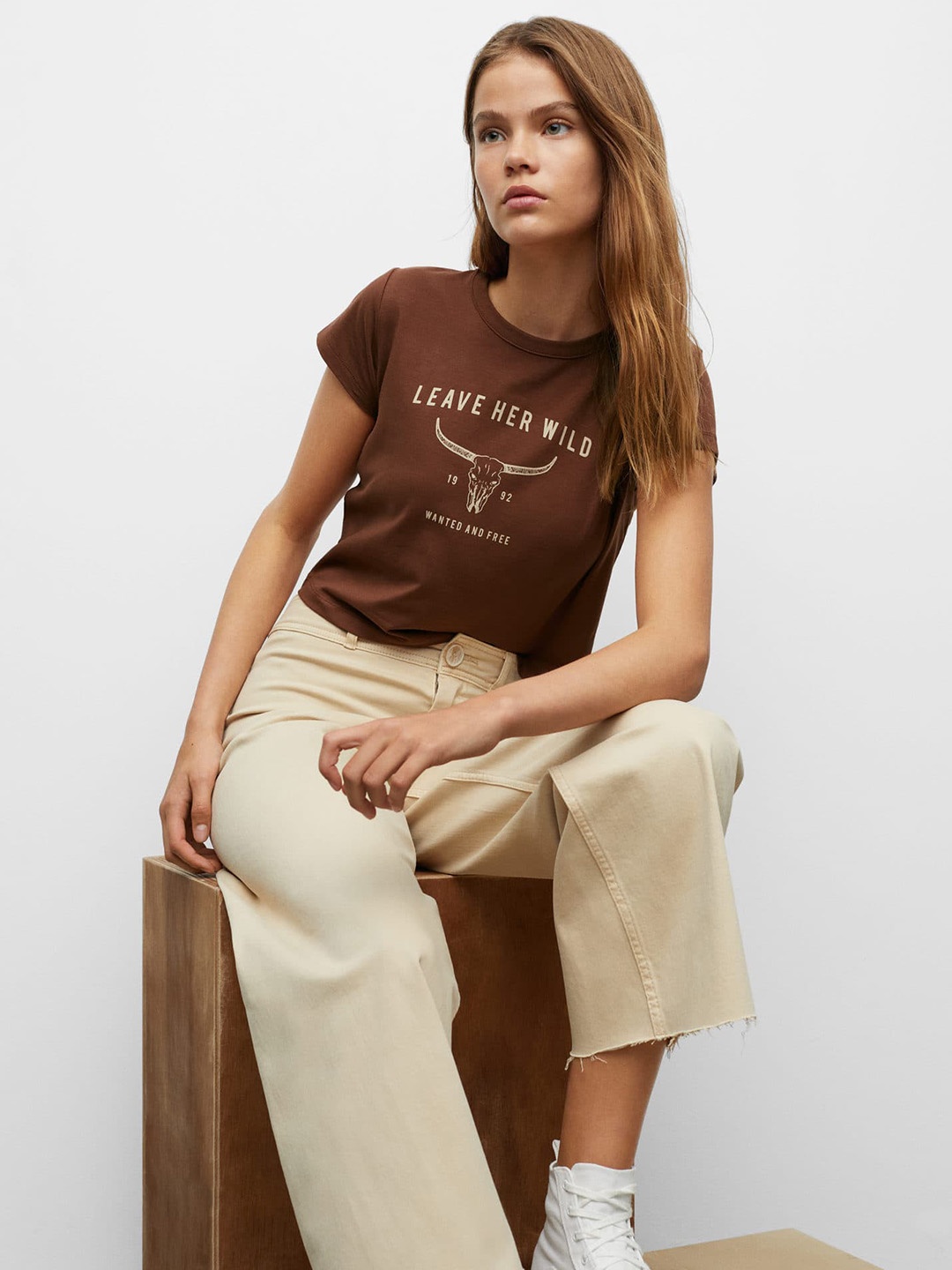 

Mango Kids Teen Girls Brown & Beige Typography Printed Sustainable T-shirt