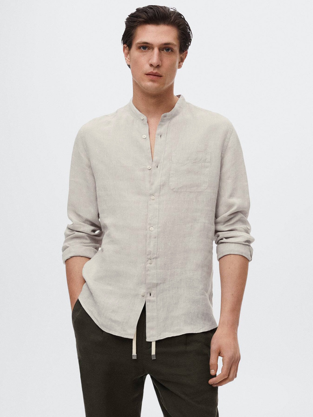 

MANGO MAN Grey Solid Linen Slim Fit Casual Shirt