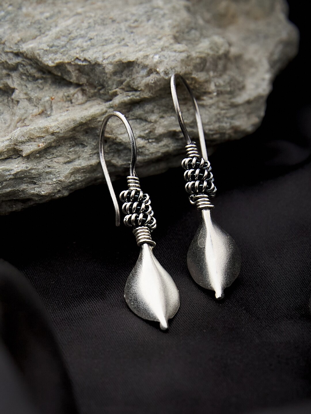 

Fabindia Black & Silver-Plated Classic Drop Earrings