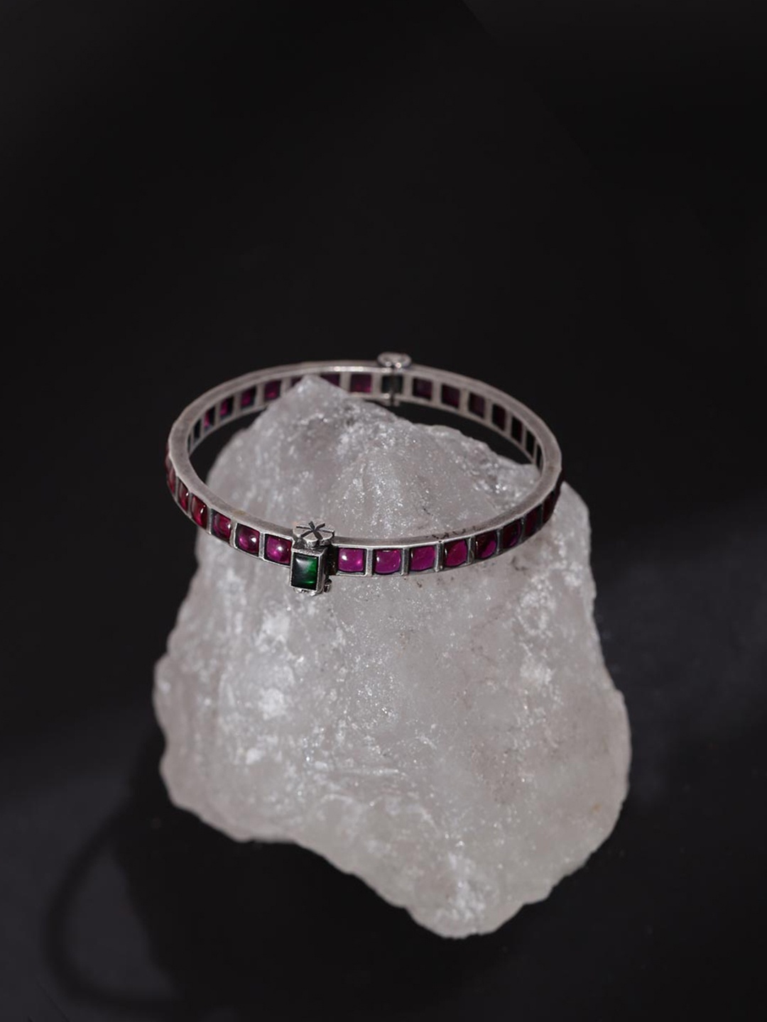 

Fabindia Women Pink Silver Bangle-Style Bracelet