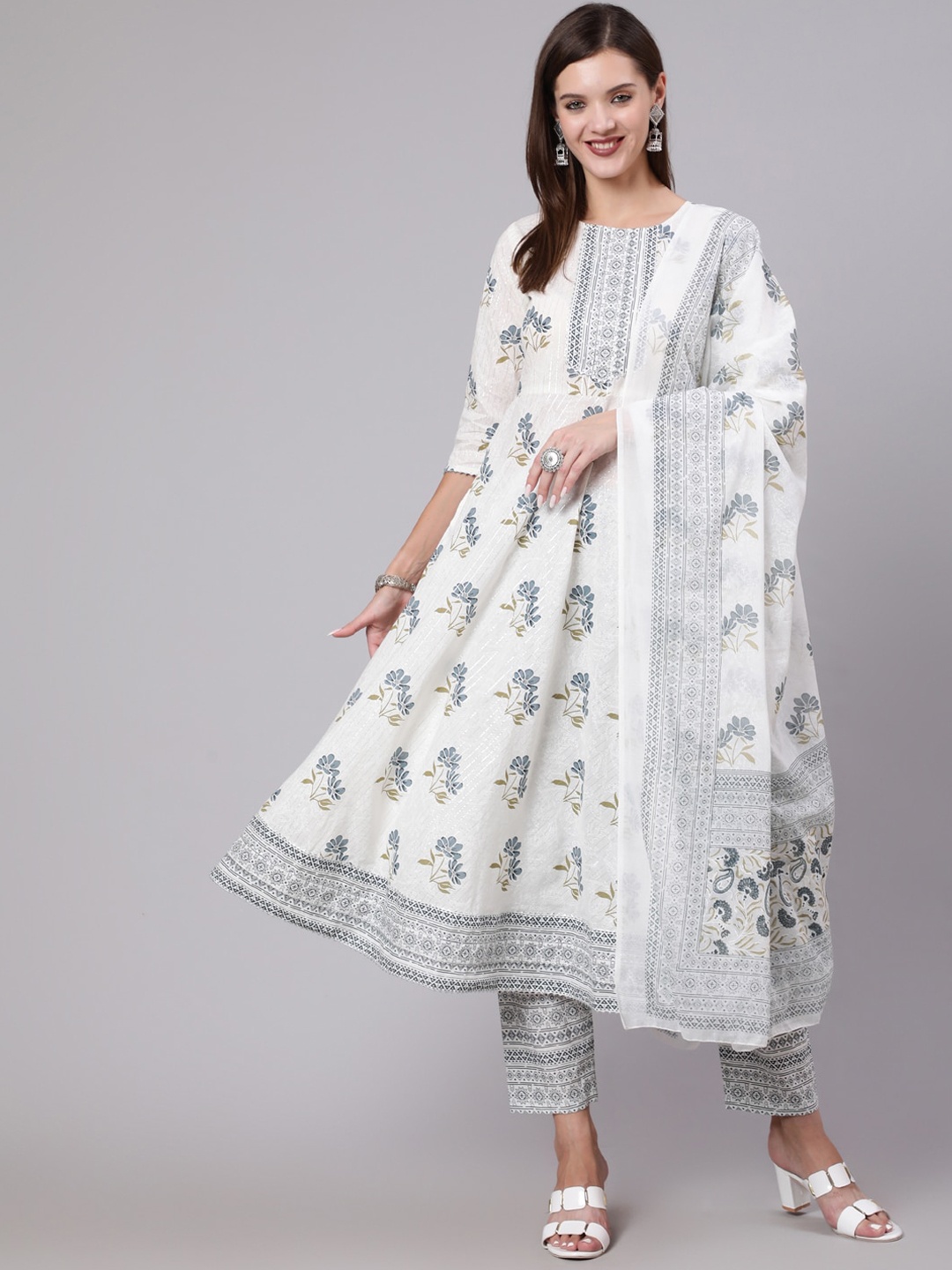 

Nayo Women Grey Floral Printed Pure Cotton Kurta with Trouser & Dupatta