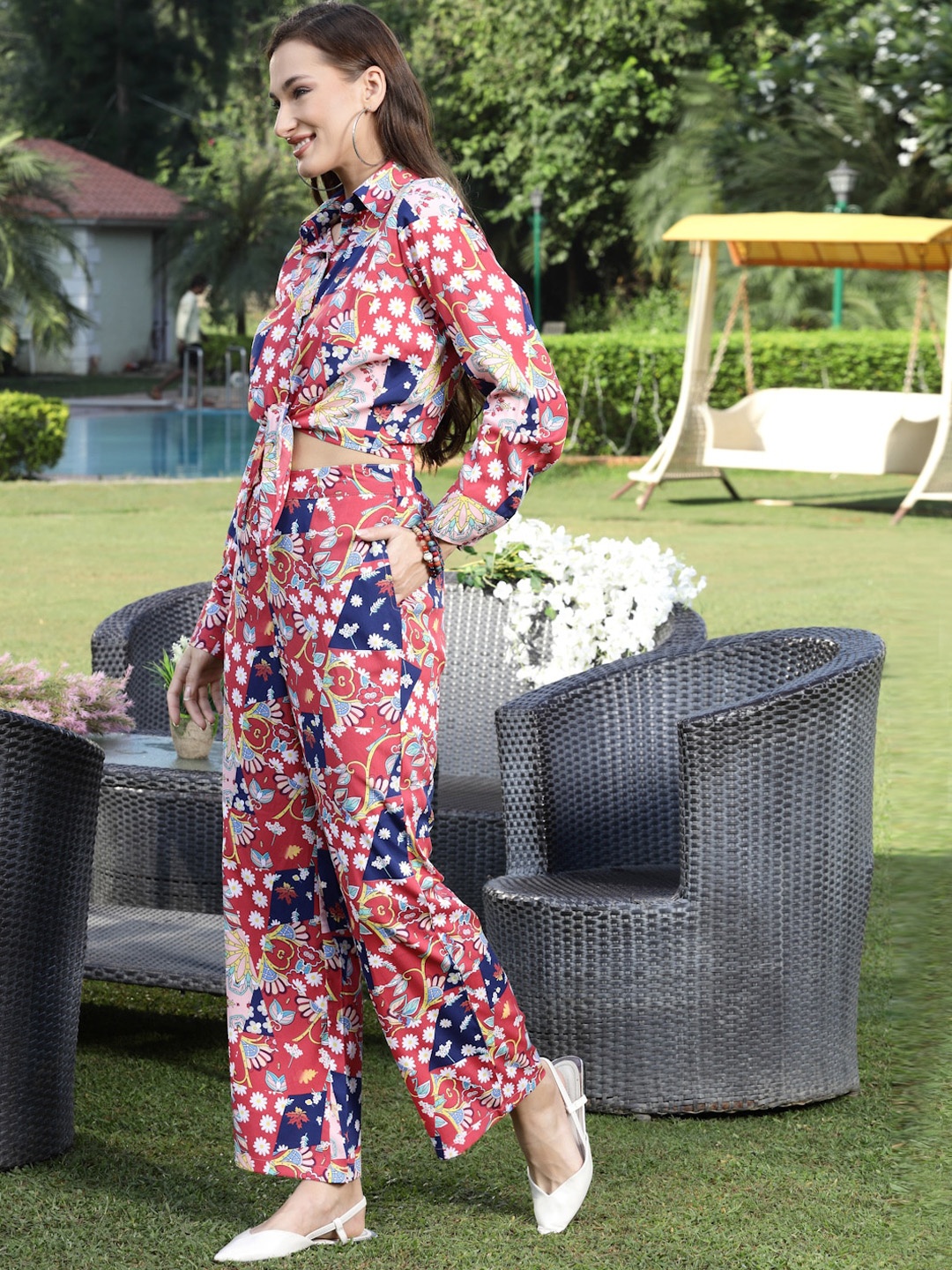 

Sera Women Red & Blue Printed Co-Ords