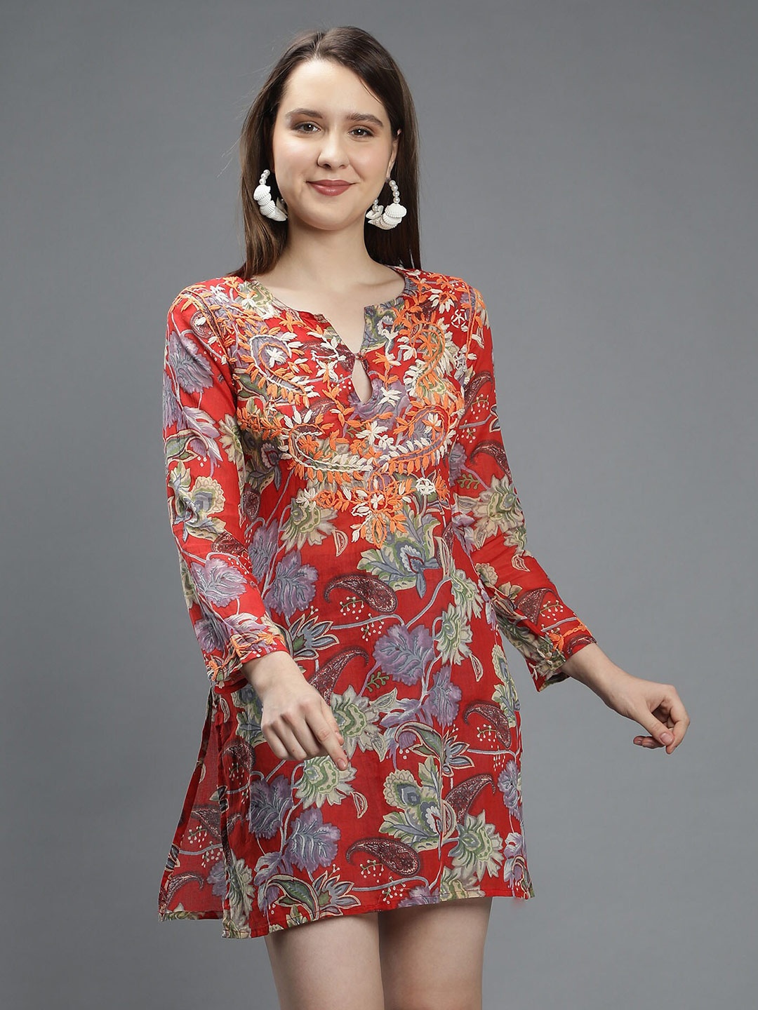 

Aditi Wasan Women Red & Blue Embroidered Cotton Tunic