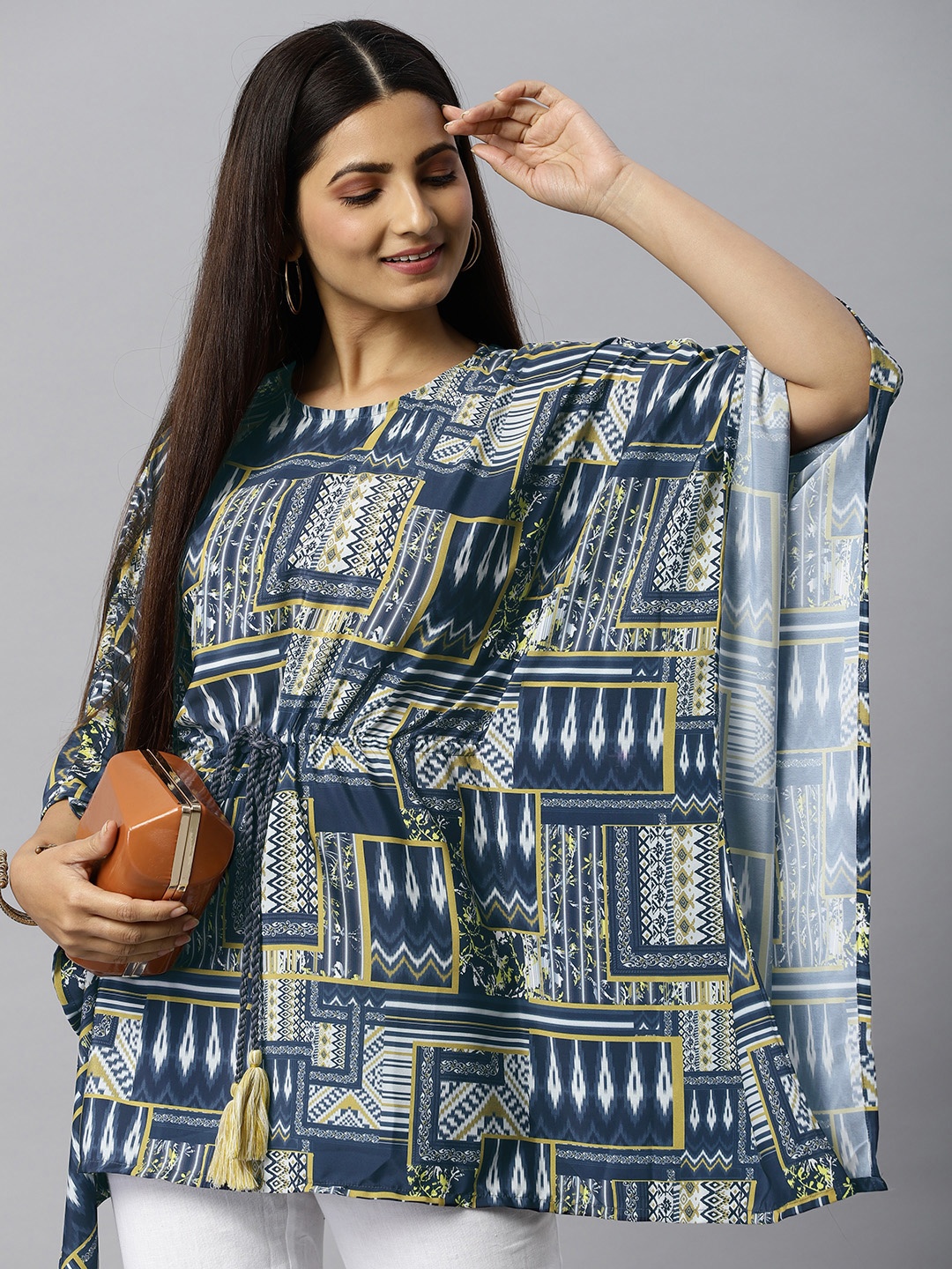 

ETIQUETTE Navy Blue & White Print Kaftan Top