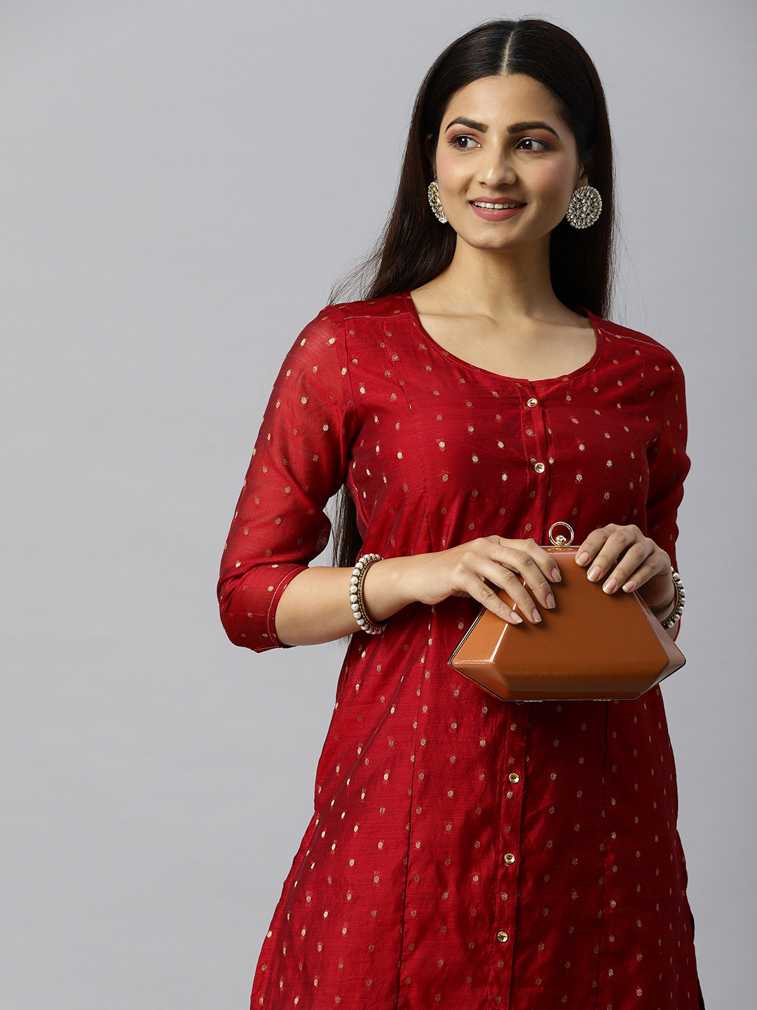 

ETIQUETTE Women Maroon & Gold-Toned Geometric Printed Chanderi Silk Kurta