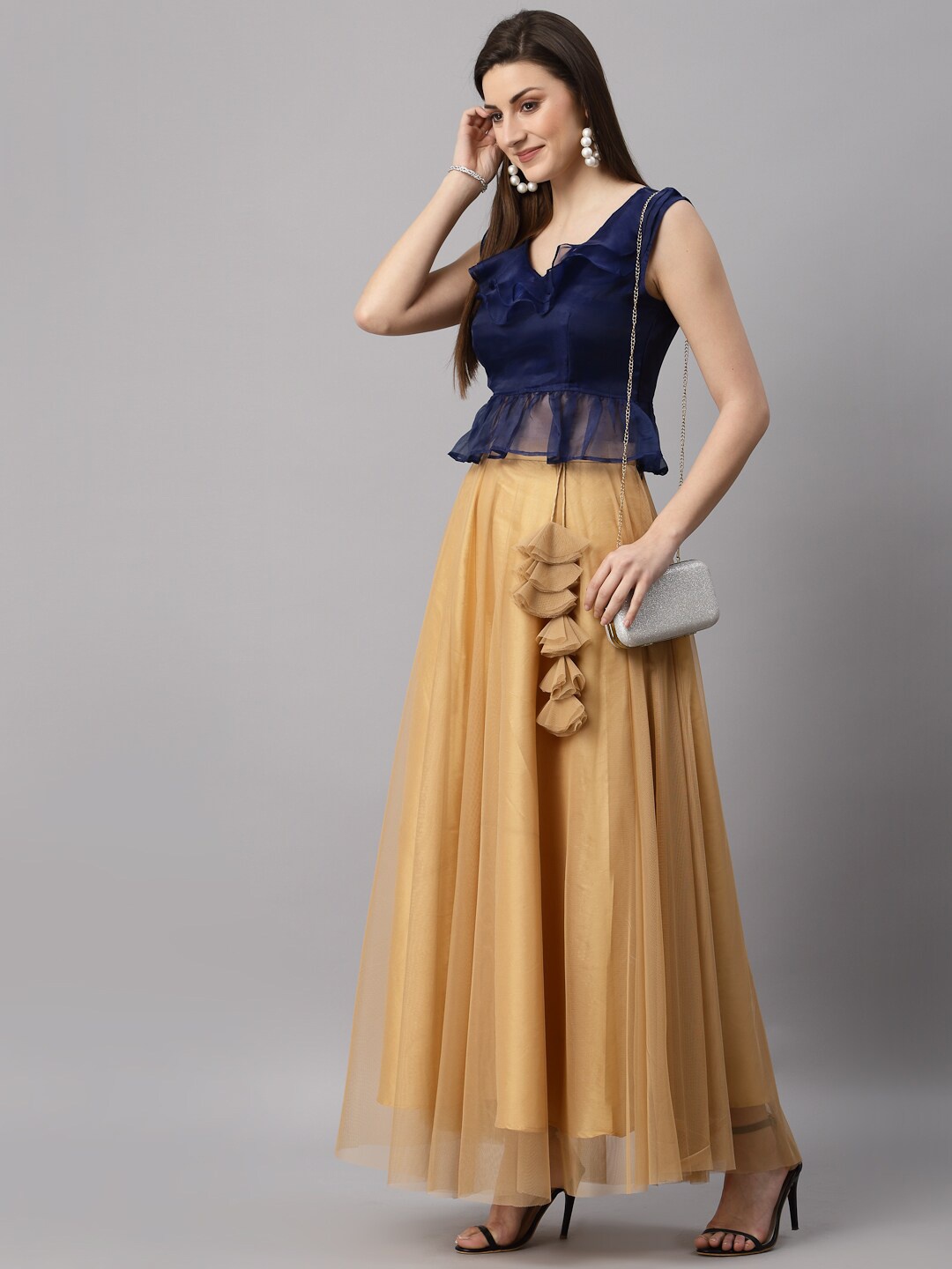 

NEUDIS Beige & Navy Blue Ready to Wear Solid Lehenga Set