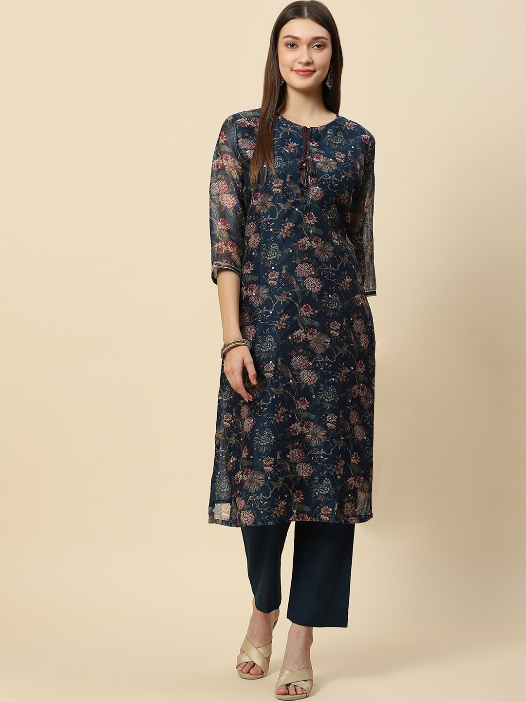 

Meena Bazaar Women Teal Floral Printed Chanderi Silk Kurta with Trousers