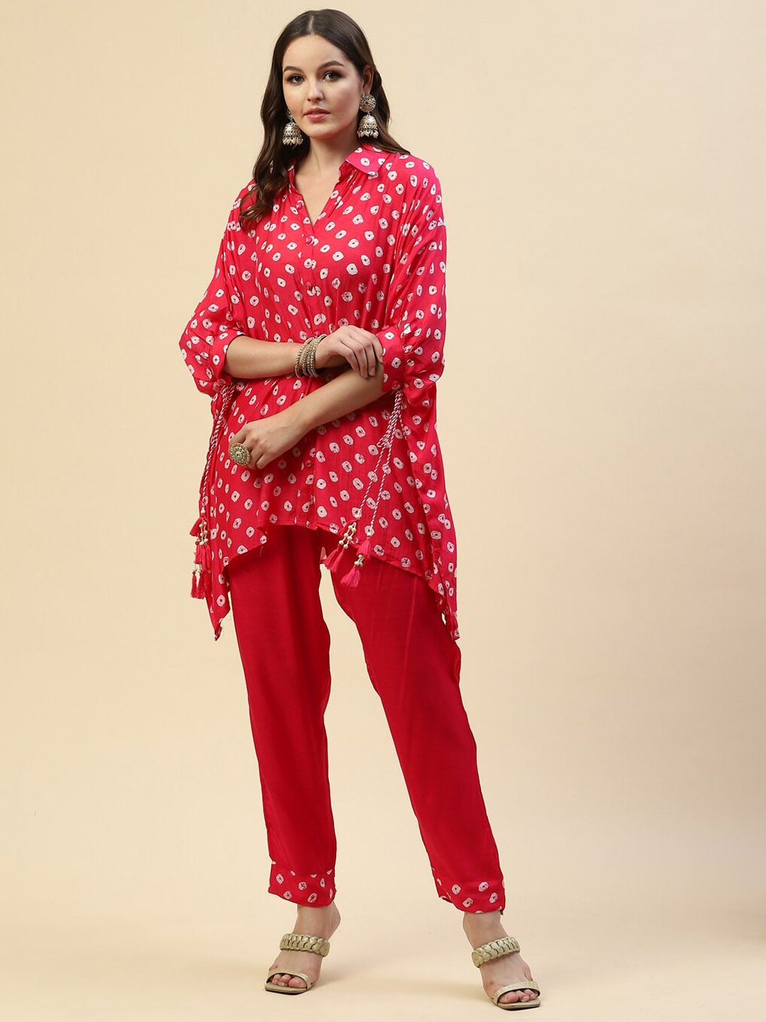 

Meena Bazaar Women Pink Bandhani Printed Dupion Silk Kurti with Trousers