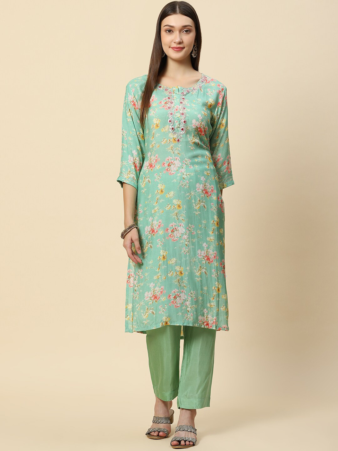 

Meena Bazaar Women Sea Green Floral Printed Dupion Silk Kurta with Trousers