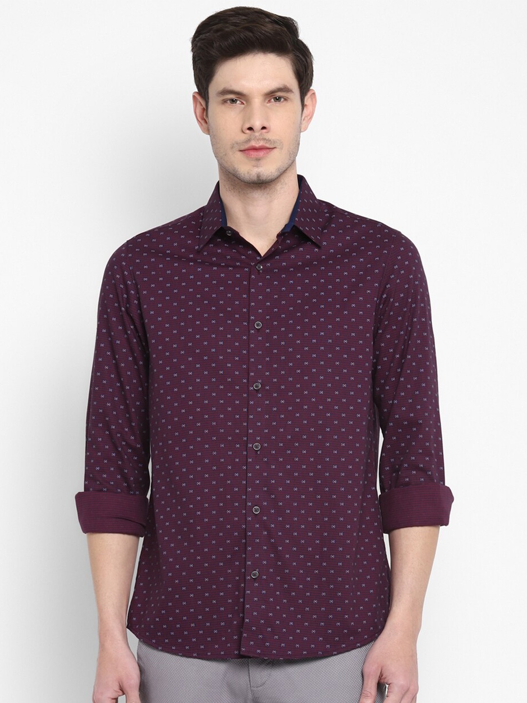 

Turtle Men Purple Slim Fit Printed Casual Pure Cotton Shirt