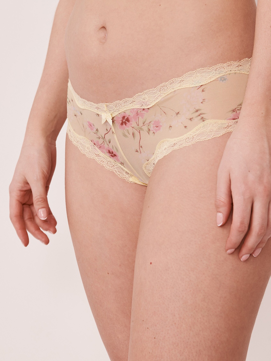 

La Vie en Rose Women Yellow & Red Printed Briefs