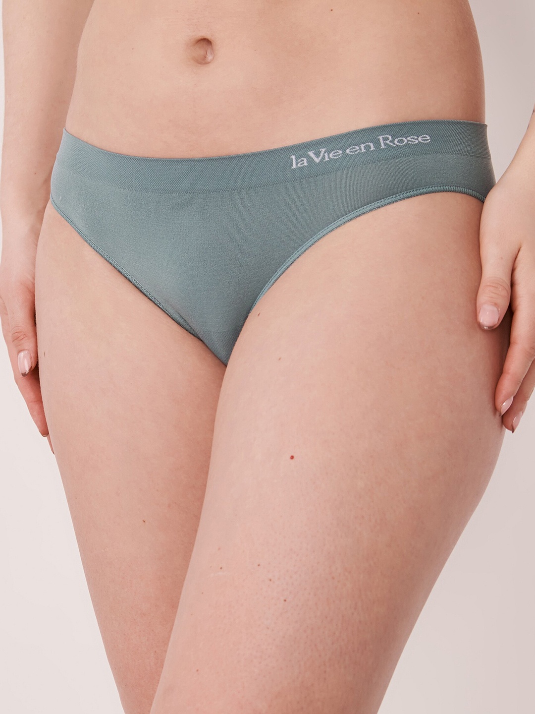 

La Vie en Rose Women Goblin Blue Solid Bikini Briefs