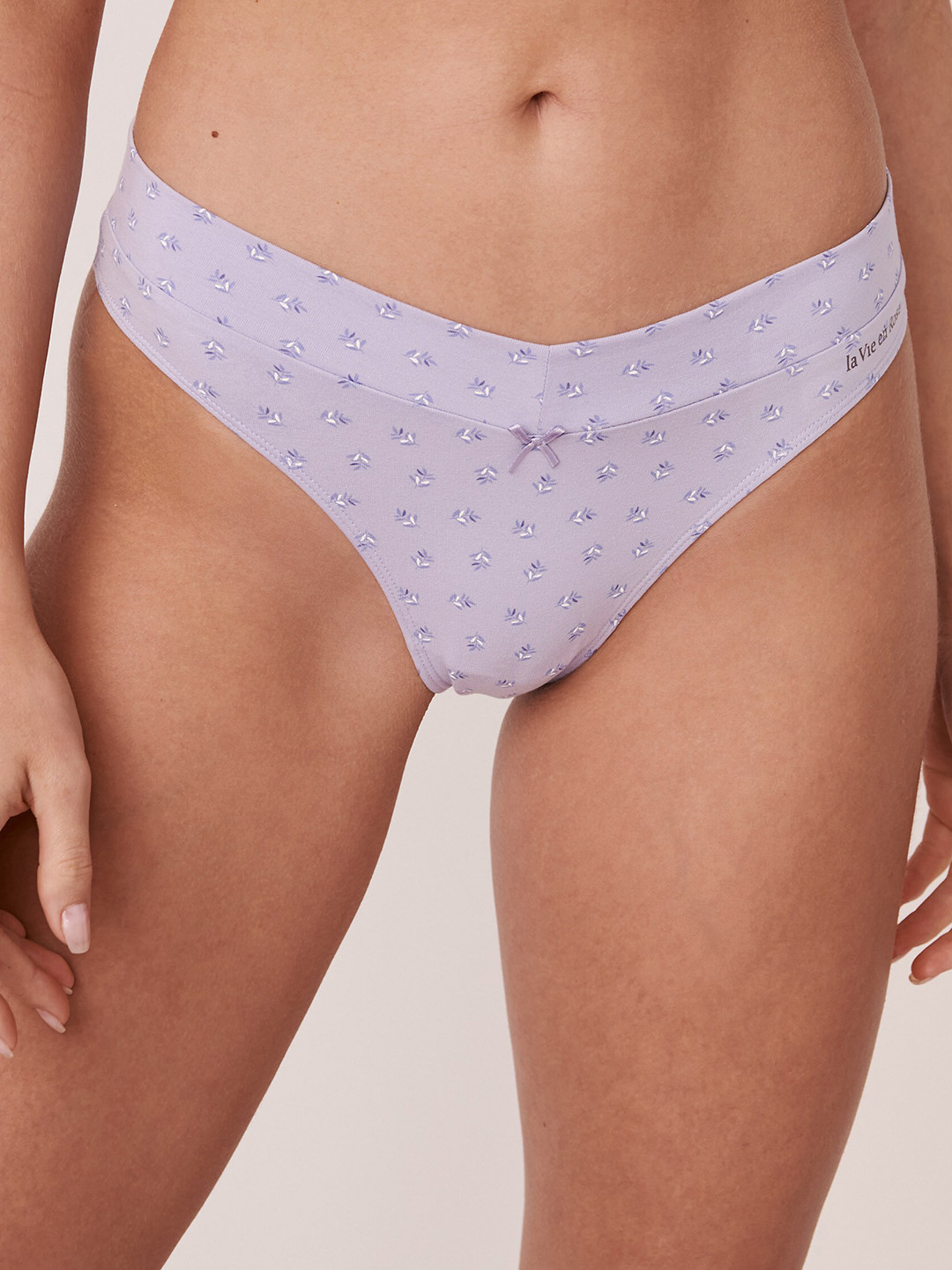 

La Vie en Rose Women Purple Printed Thong Briefs