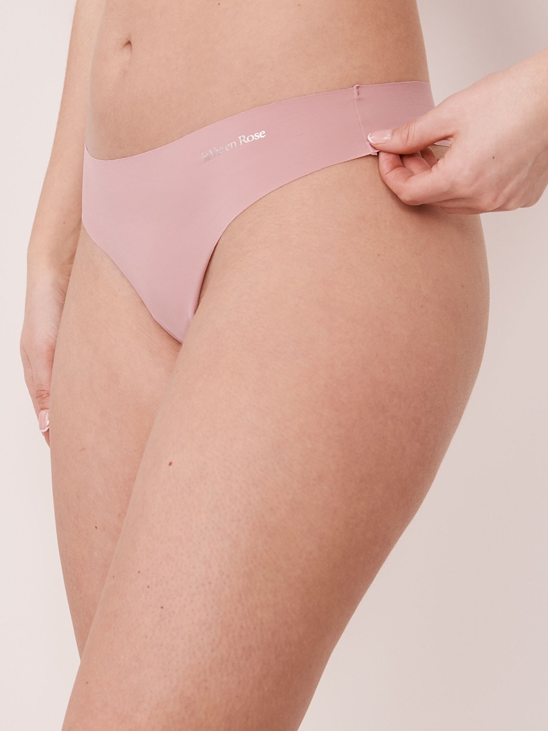 

La Vie en Rose Women Pink Solid Thong Briefs