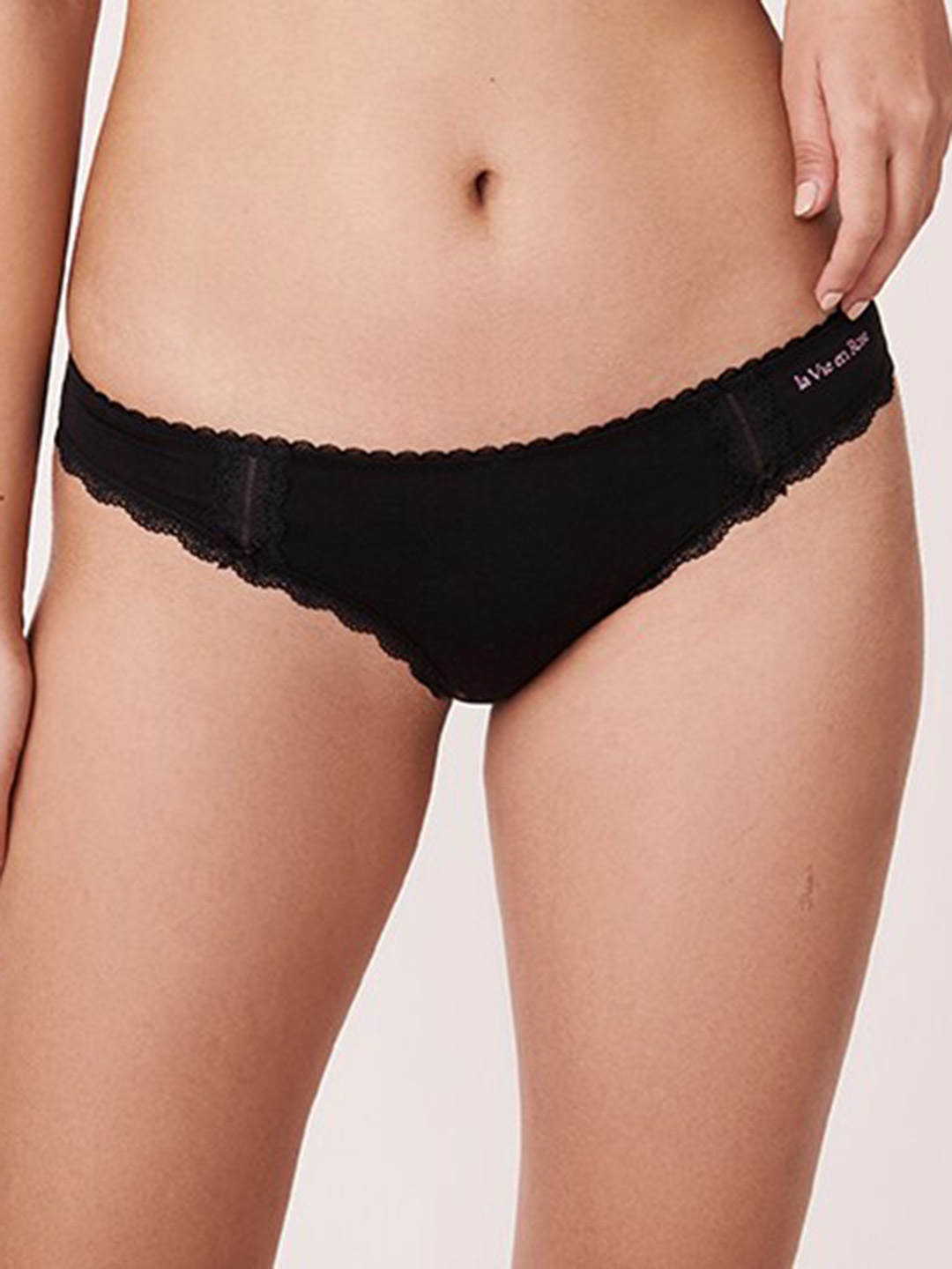 

La Vie en Rose Women Black Solid Cotton Bikini Briefs