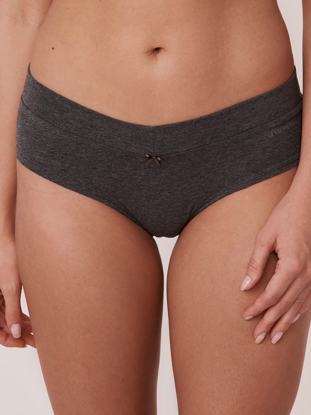 

La Vie en Rose Women Grey Solid Cotton Hipster Briefs