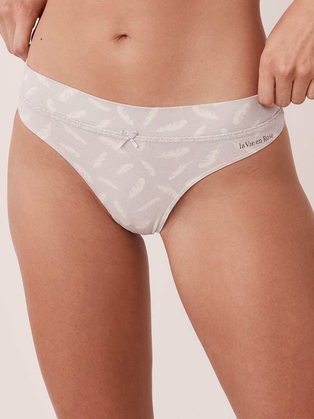 

La Vie en Rose Women Pink Printed Cotton Thong Briefs