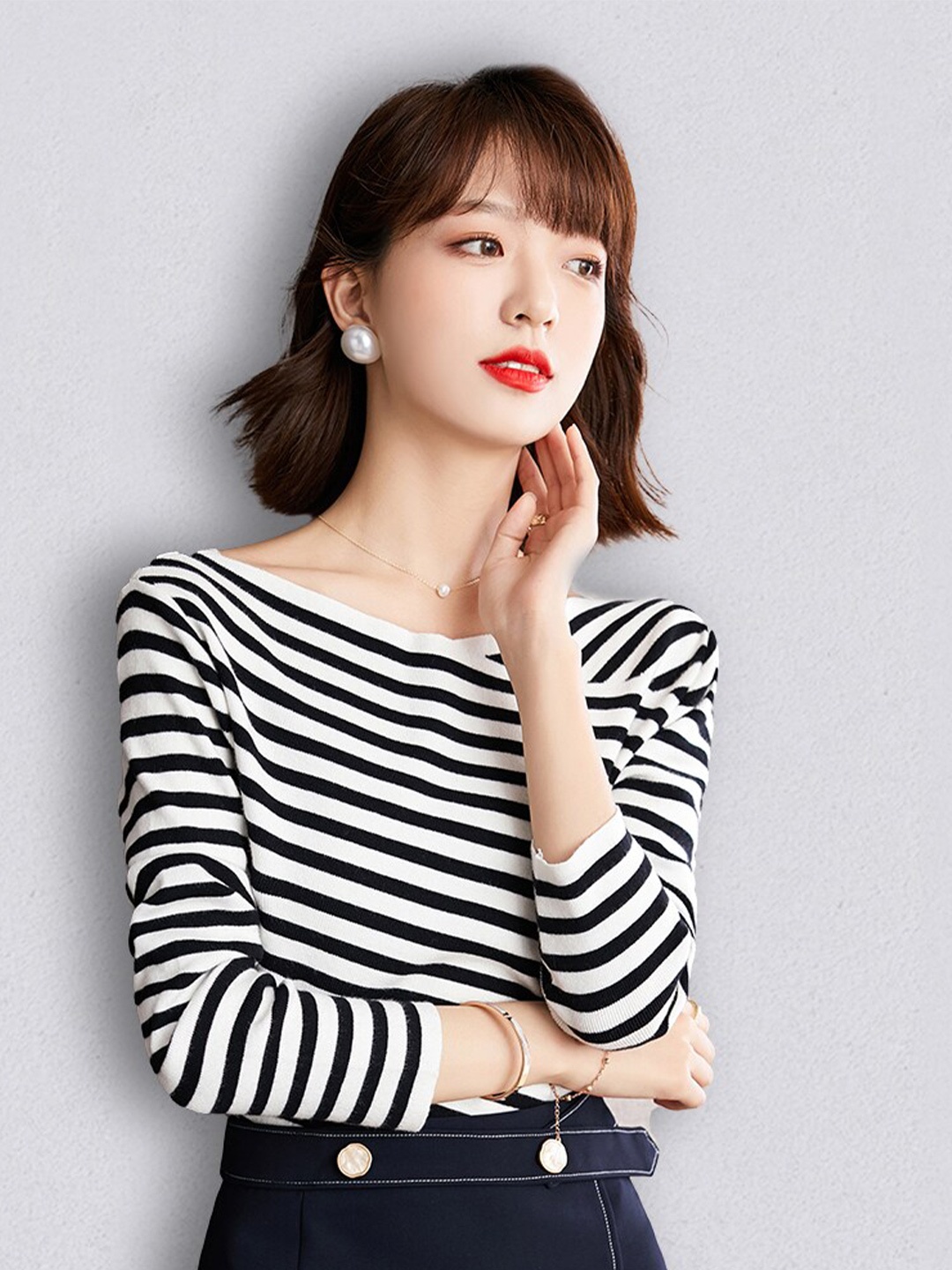 

JC Collection Women White & Black Striped Pullover