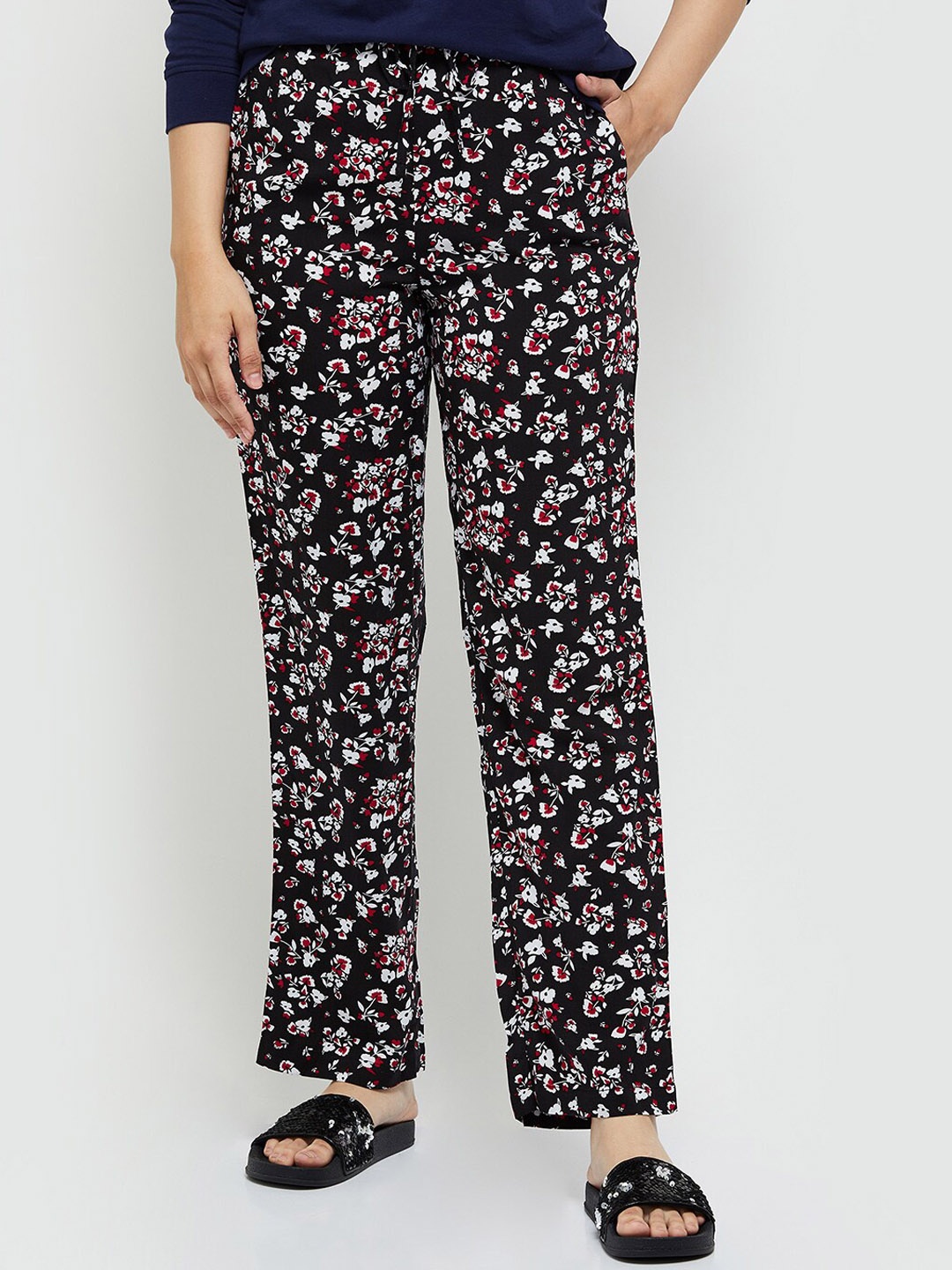 

max Women Floral Printed Full-Length Elasticated Lounge Pants, Black