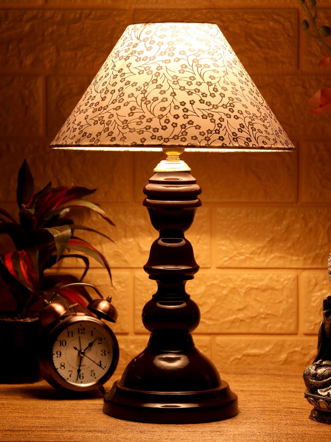 

foziq Brown & White Printed Table Lamps