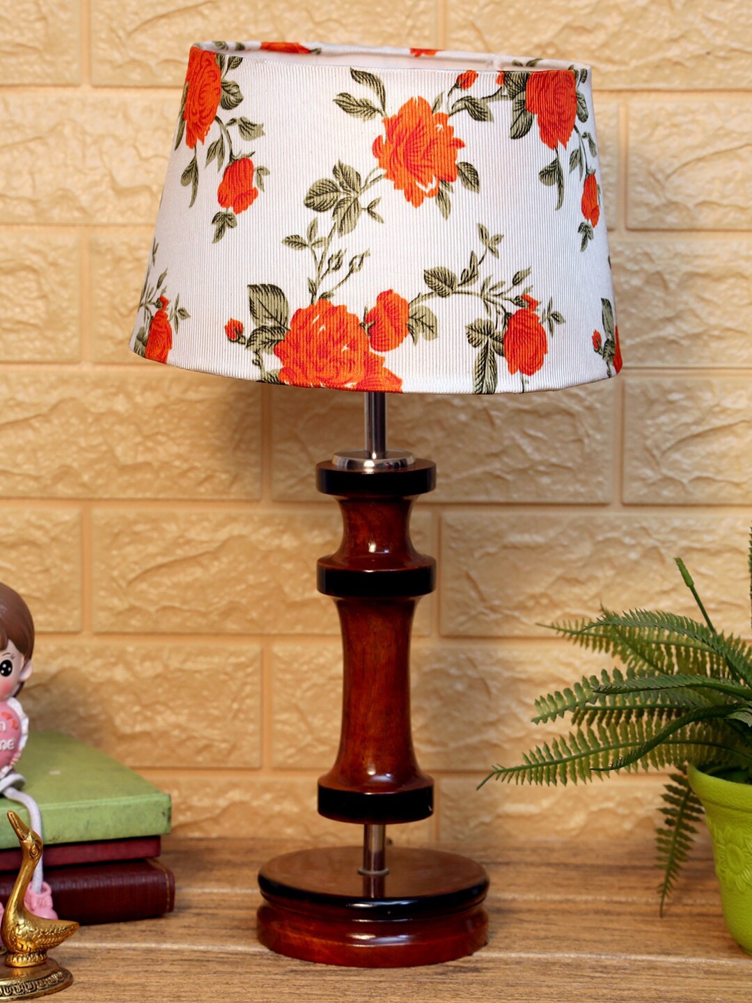 

foziq Brown & White Printed Table Lamps