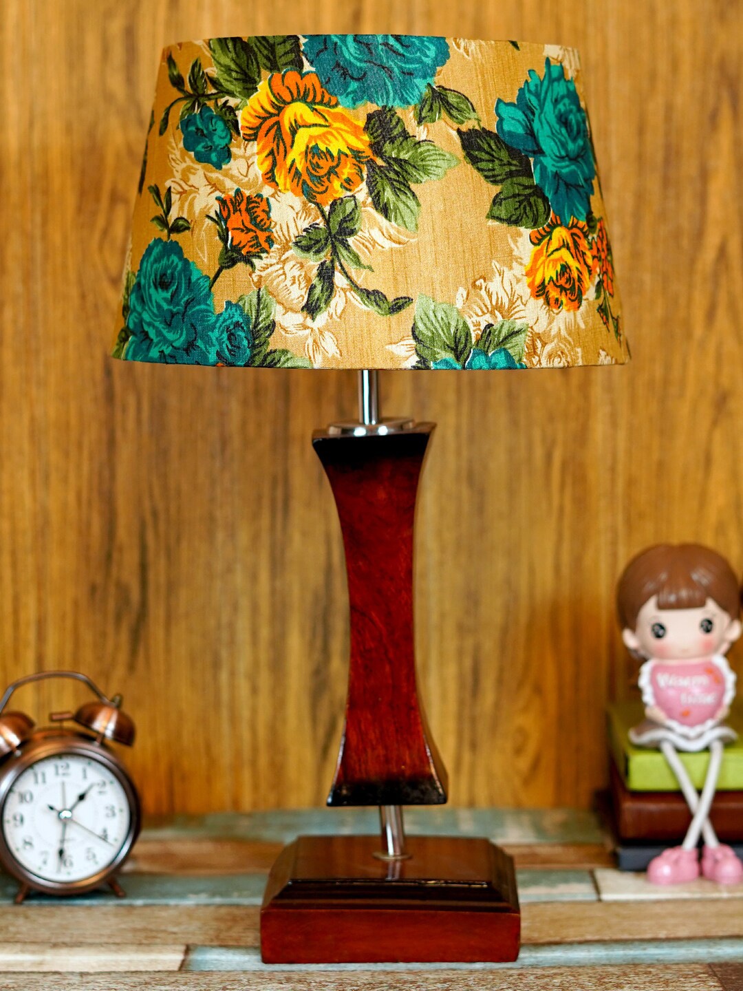 

foziq Brown Printed Table Lamps