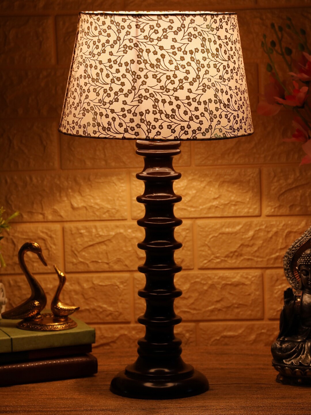 

foziq Brown Printed Table Lamp