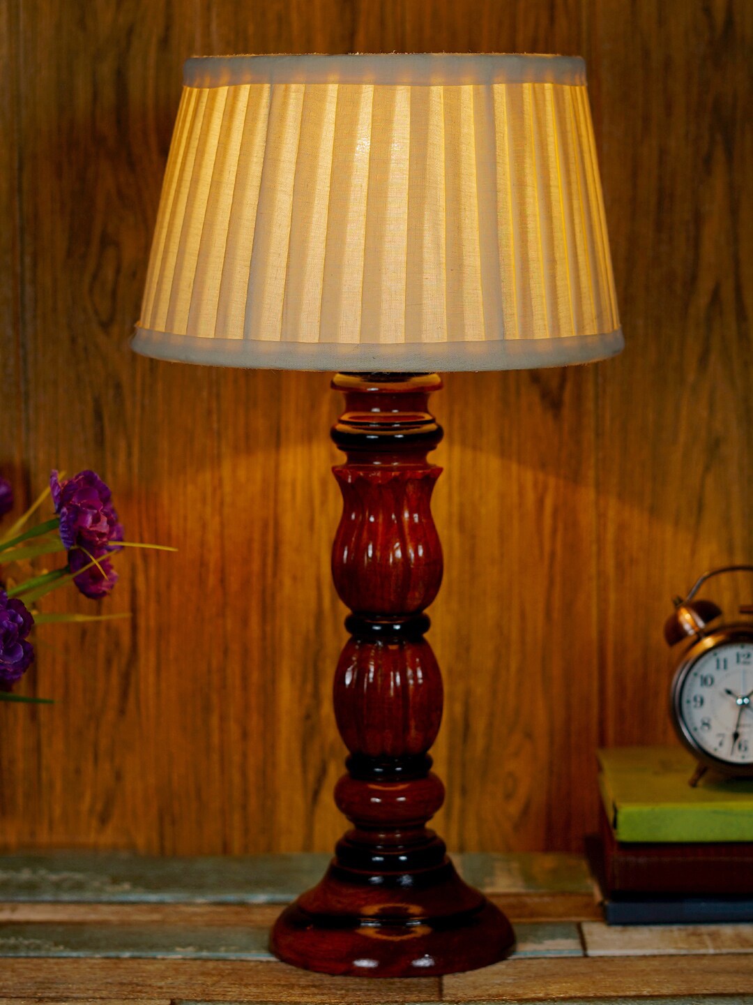 

foziq Brown & Cream Solid Table Lamps