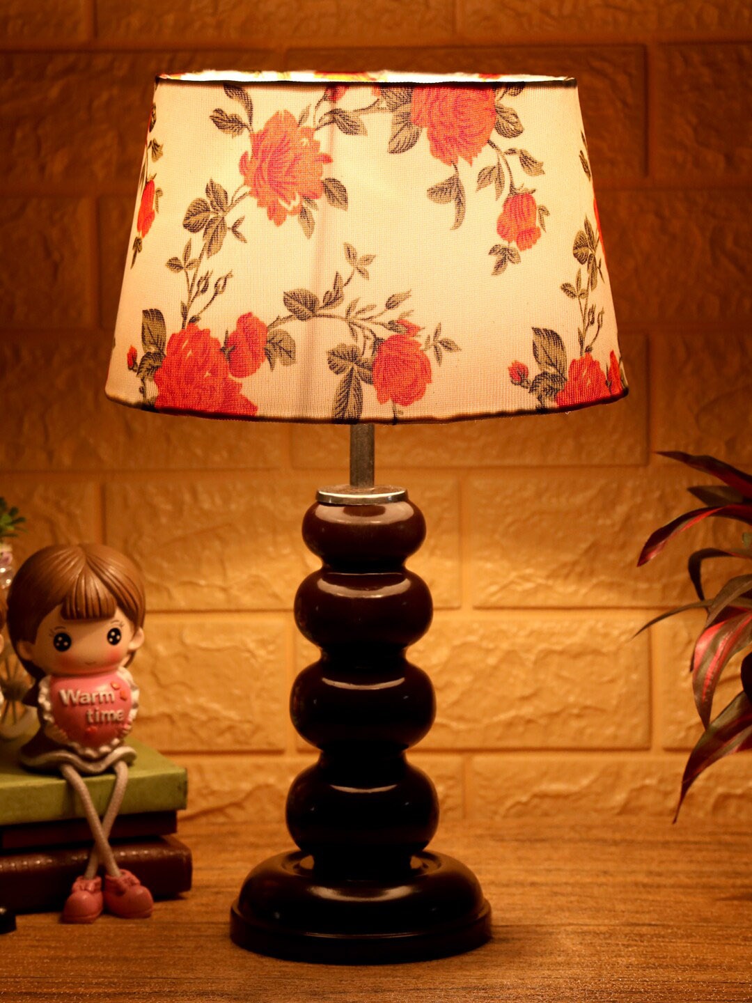 

foziq Brown & White Printed Table Lamps